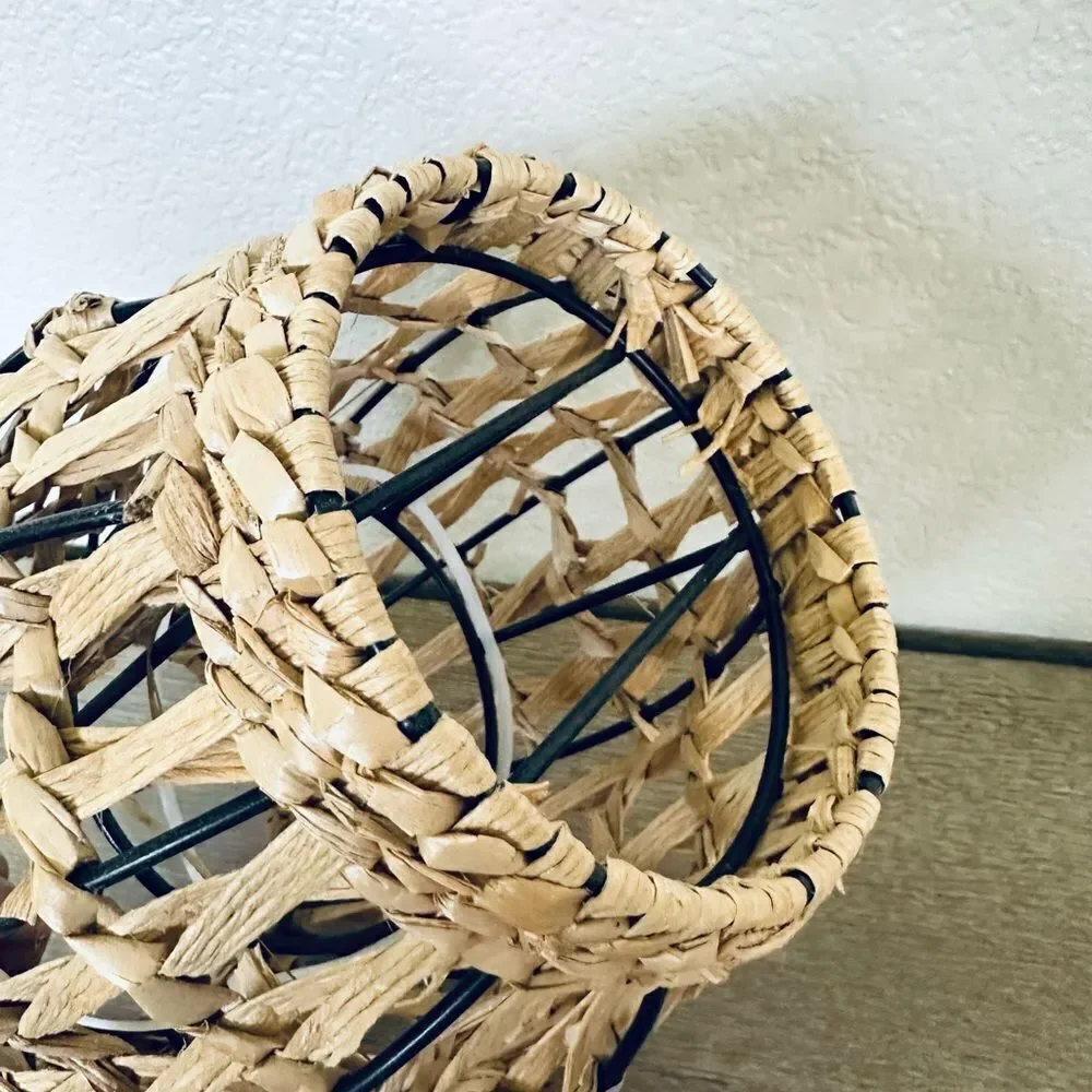 N/A woven tan